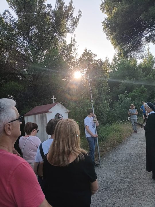 Od župne crkve do Okita: Održano Duhovsko bdijenje u Vodicama