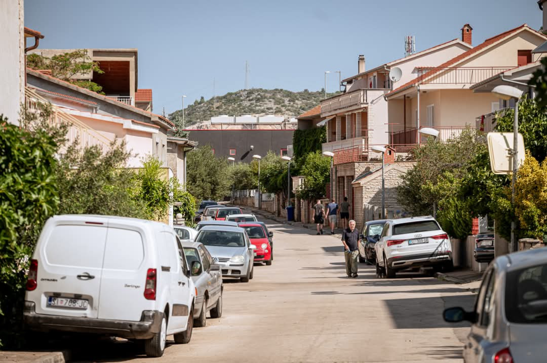Nekretnine u Njivicama sve traženije, grad planira čvorove za lakši ulaz u Šibenik