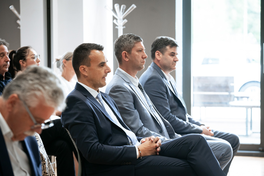 FOTO Ante Galić predsjednik Županijske skupštine, Baranović i Gulam potpredsjednici. Potonjeg Petrina nazvao izdajnikom: 'To je talog i gnjida društva'