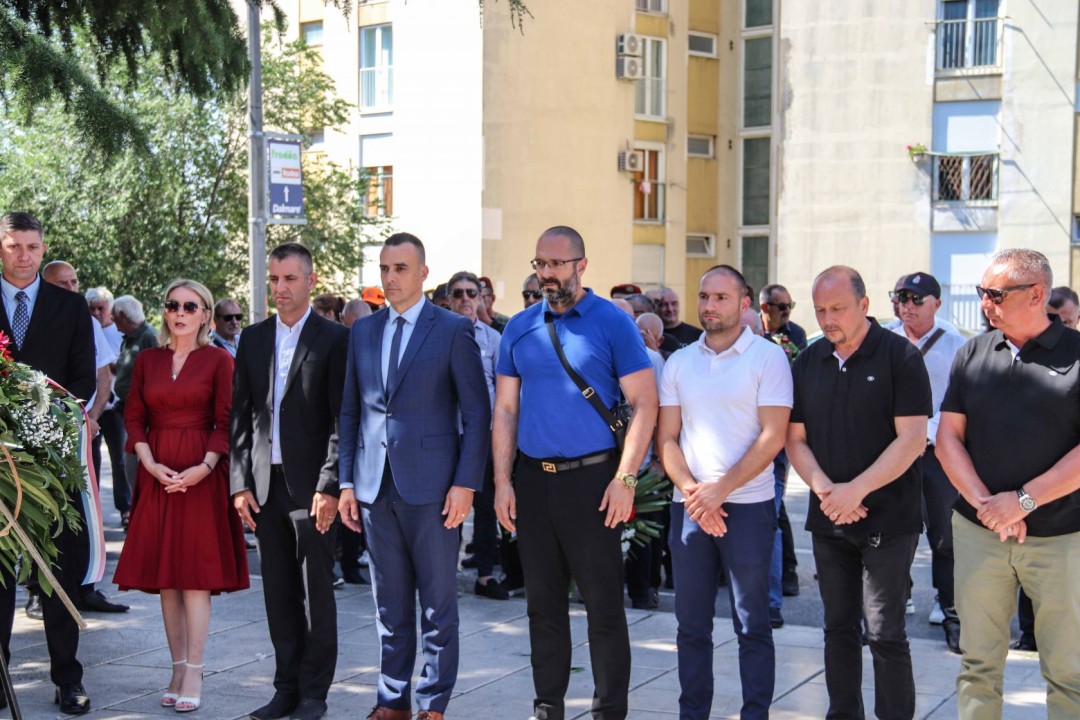 Položeni vijenci na Baldekinu povodom 34. obljetnice osnutka slavne 113. brigade HV