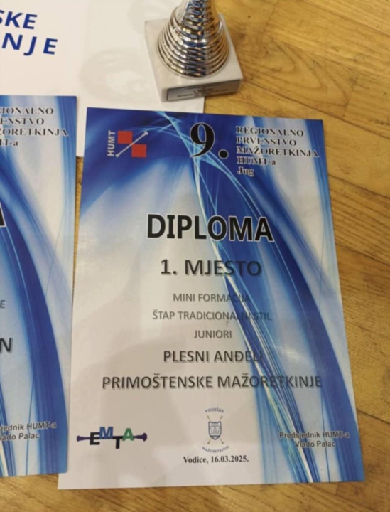 Primoštenske mažoretkinje