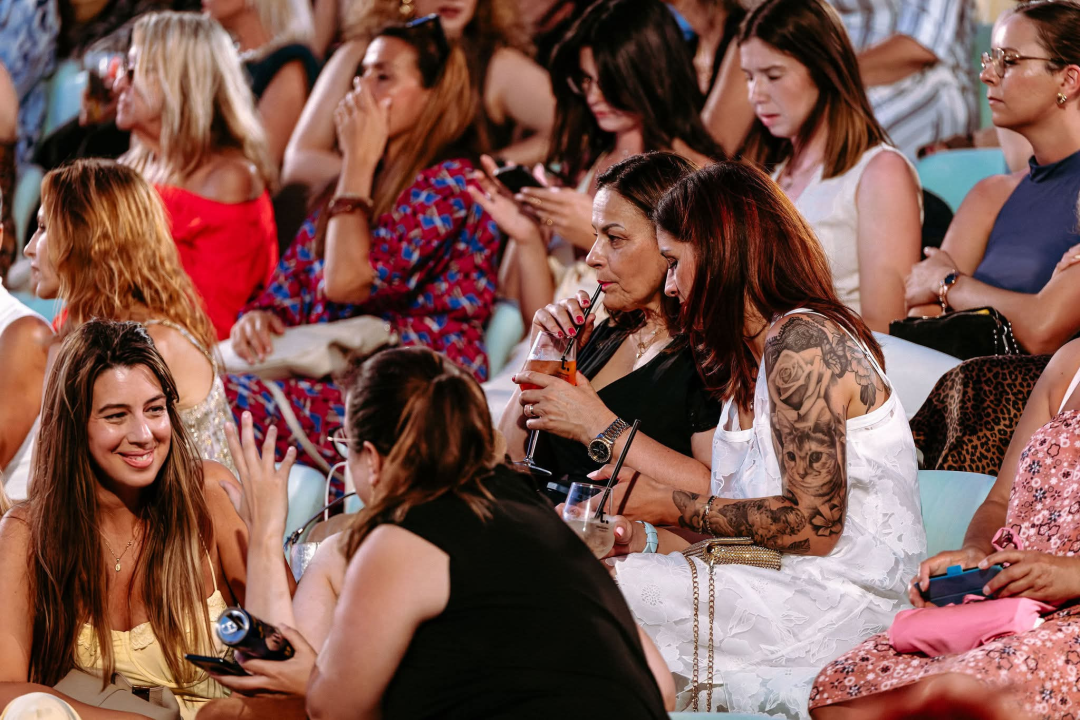 Večer za pamćenje: Matija Cvek & The Funkensteins rasplesali publiku na Tvrđavi sv. Mihovila