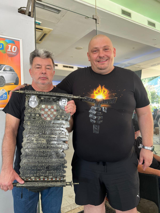 Čavoglave, Drniš, Otavice: Zagreb okupiralo mnoštvo Thompsonovih fanova s hrvatskim zastavama