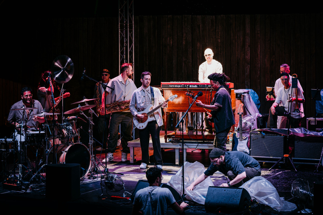 FOTO Gitaristički virtuoz Cory Wong oduševljen Tvrđavom sv. Mihovil, kiša malo skratila koncert