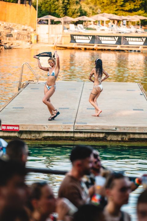 Tisno postaje epicentar elektroničke glazbe: Počinje Terminal V Croatia