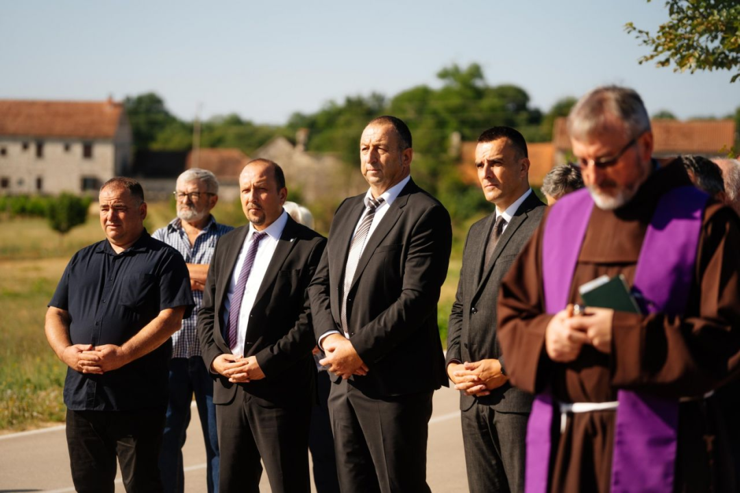 Obilježen Spomendan na poginule branitelje i civile prominskog kraja