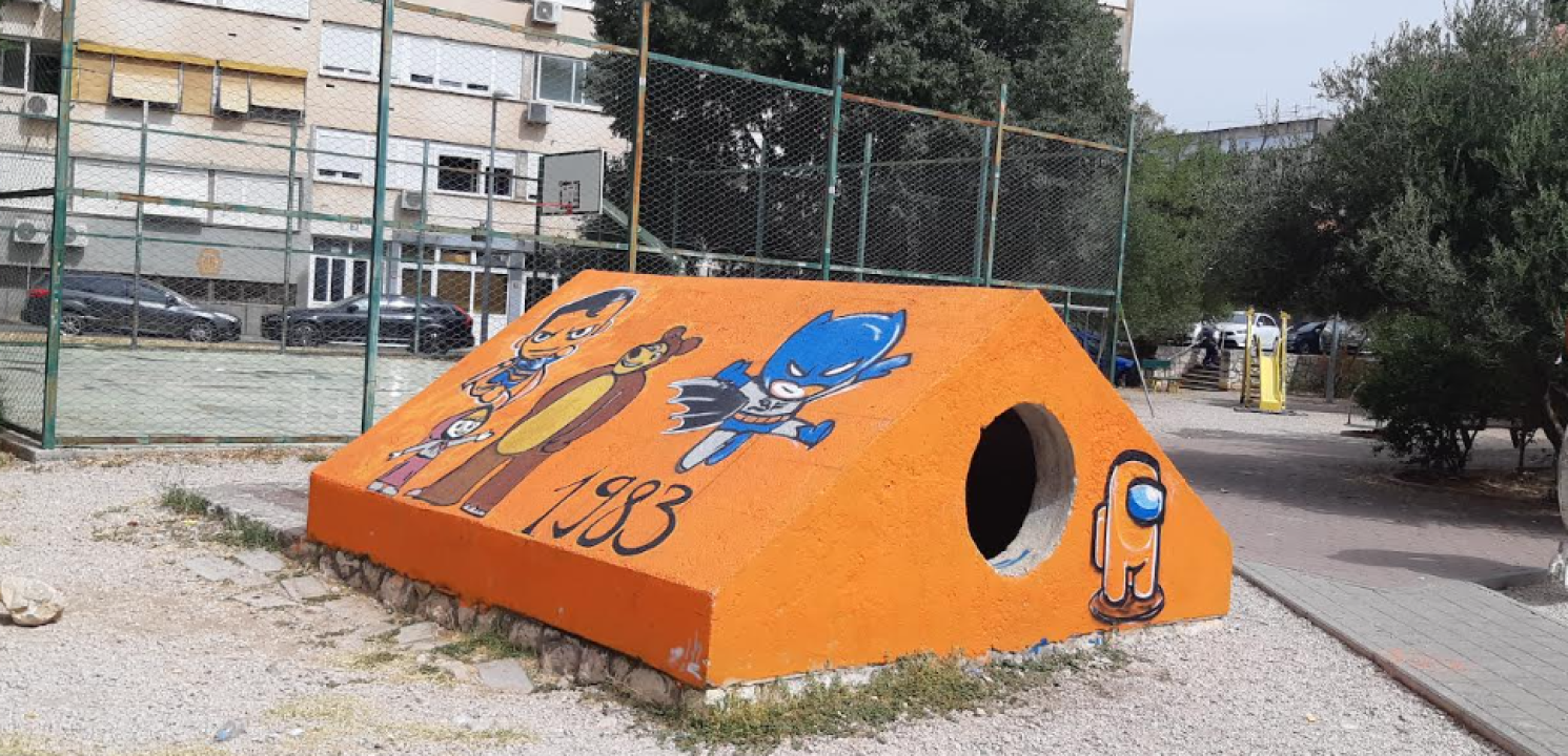 Zahvaljujući FOTO Funcutima bezlična betonska kućica postala glavna atrakcija dječjeg igrališta na Baldekinu