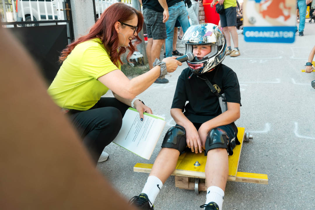 Tradicionalna Utrka karića u Rupama i ove godine oduševila posjetitelje i natjecatelje