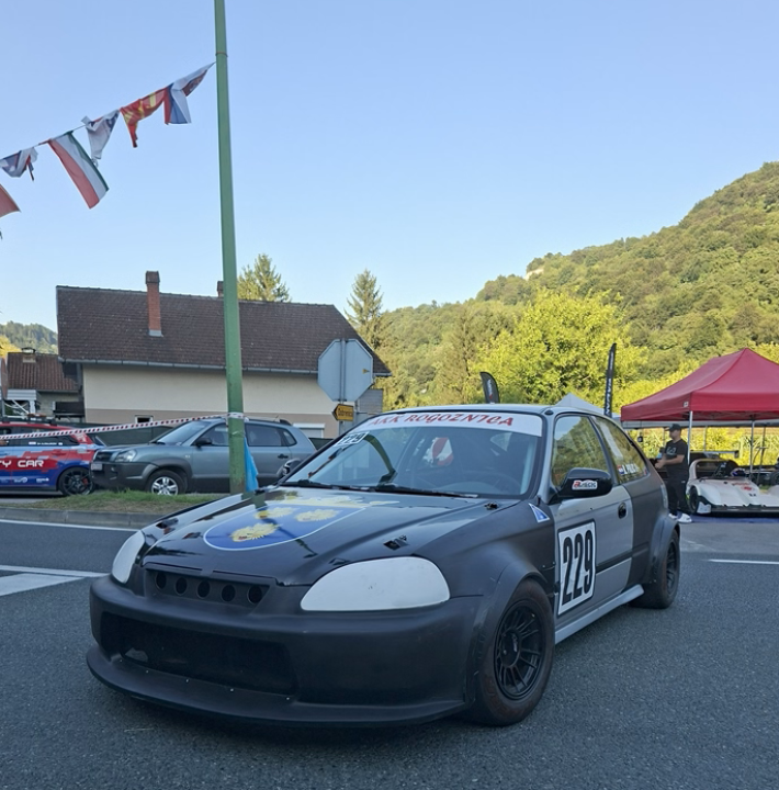 FOTO Vozačima AKK Rogoznica dva postolja na 'Nagradi Cazina'
