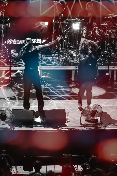 Kyoto Jazz Massive u proširenom sastavu oduševio publiku na tvrđavi sv. Mihovila  