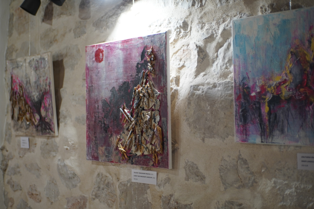 Izložba 'Unutarnji krajolik' autorice Katarine Urem svečano otvorena u Jezerima