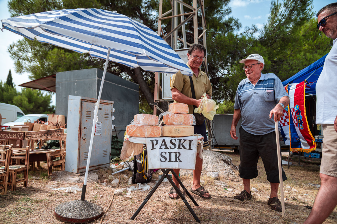 FOTO Blagdan Velike Gospe u Vrpolju: Brojni vjernici okupili su se jutros na svečanom misnom slavlju