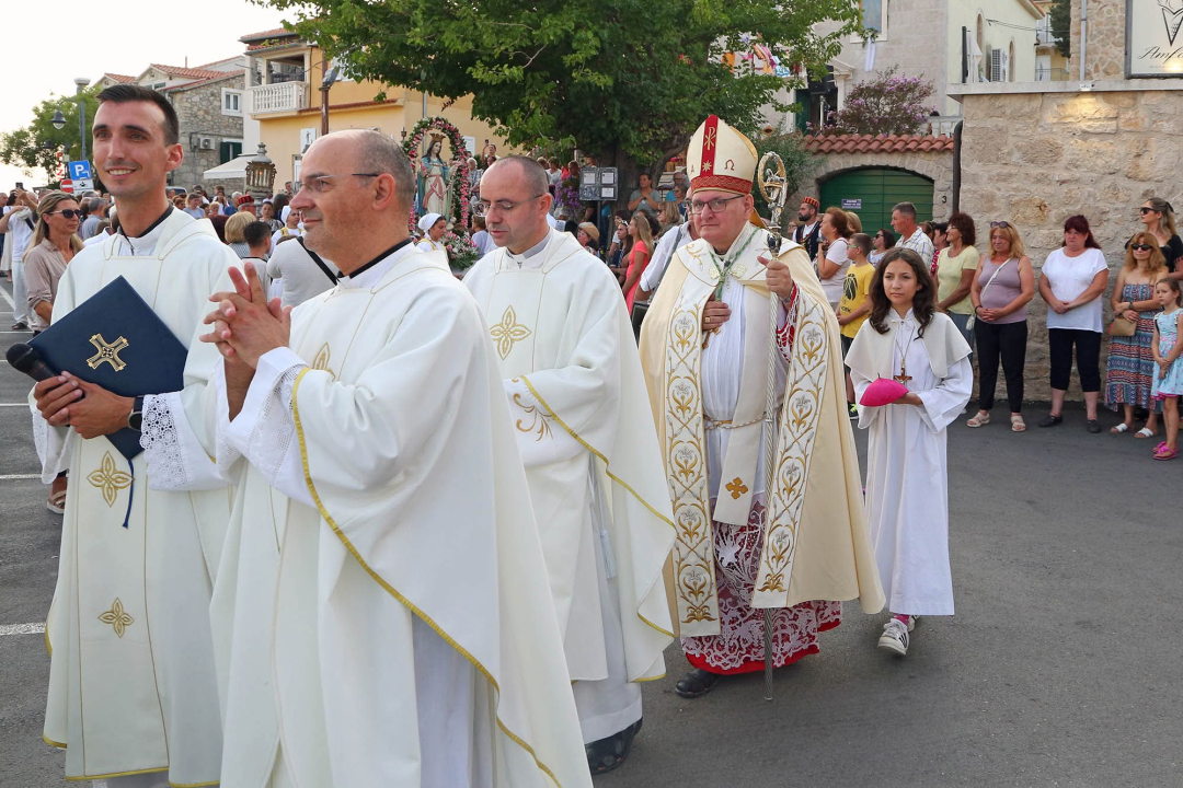 Tribunj svečano proslavio blagdan Velike Gospe