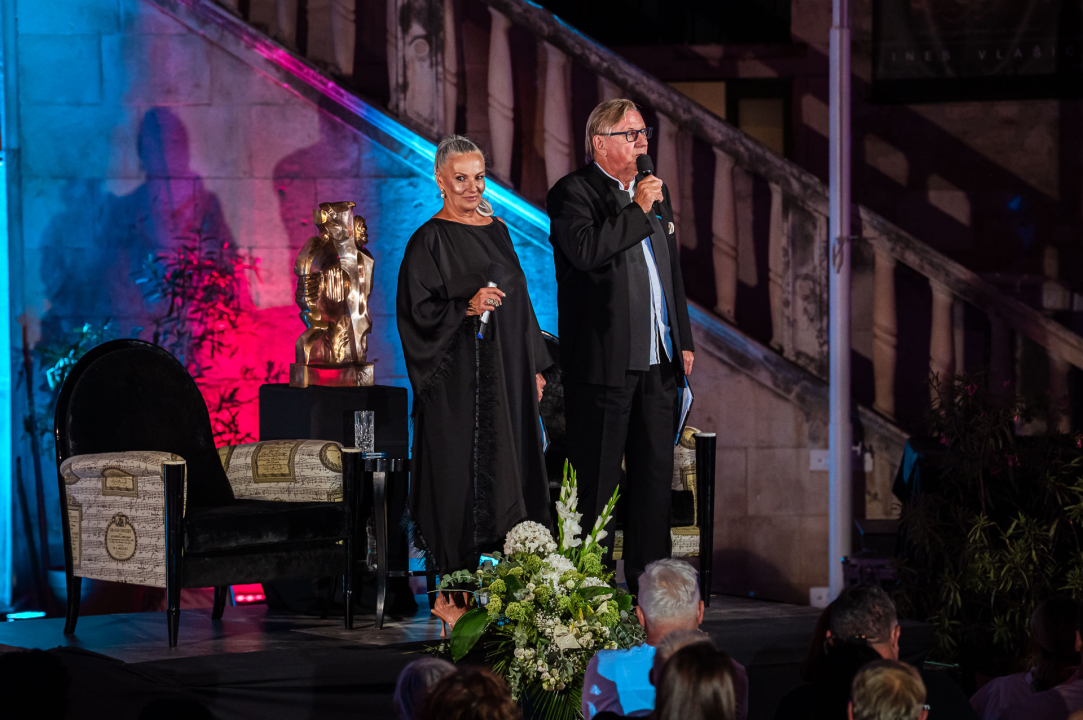 FOTO Đani Stipaničev i klapa Preženca trijumfirali na 28. Dalmatinskoj šansoni