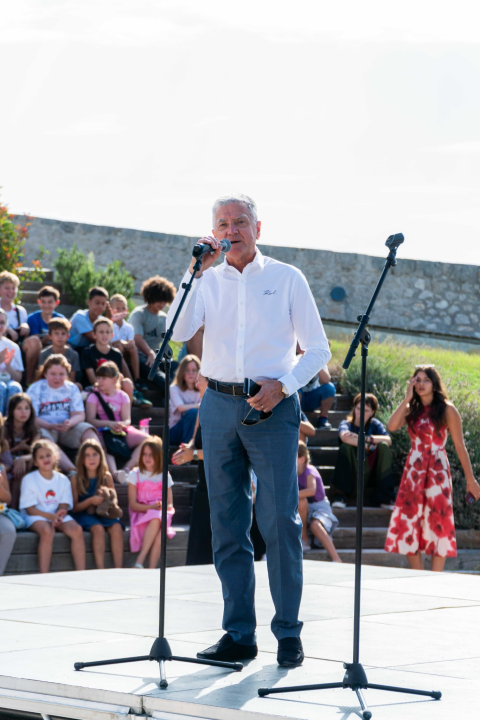 Gradonačelnik Burić podijelio 130 diploma mališanima s trećeg ljetnog kampa RaSTEM