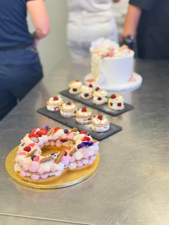 FOTO Polaznici POU Šibenik završili programe prekvalifikacije s izvrsnim uspjehom!