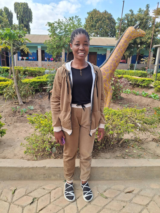 Medicinska i kemijska škola Šibenik slavi uspjeh štićenice Margret Mbalale iz Tanzanije