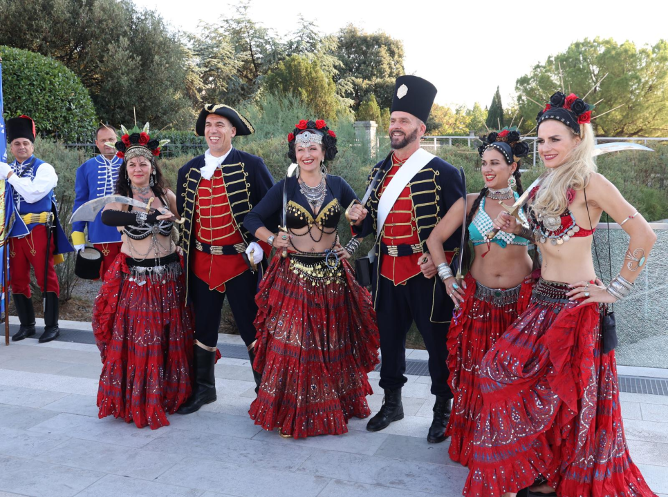 Povijesne postrojbe prodefilirale Šibenikom i vratile u povijest