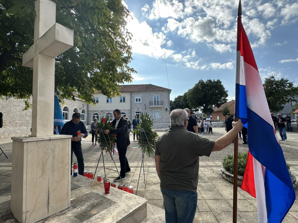 U Puljanima i Oklaju odana počast prvim žrtvama na drniškom području 