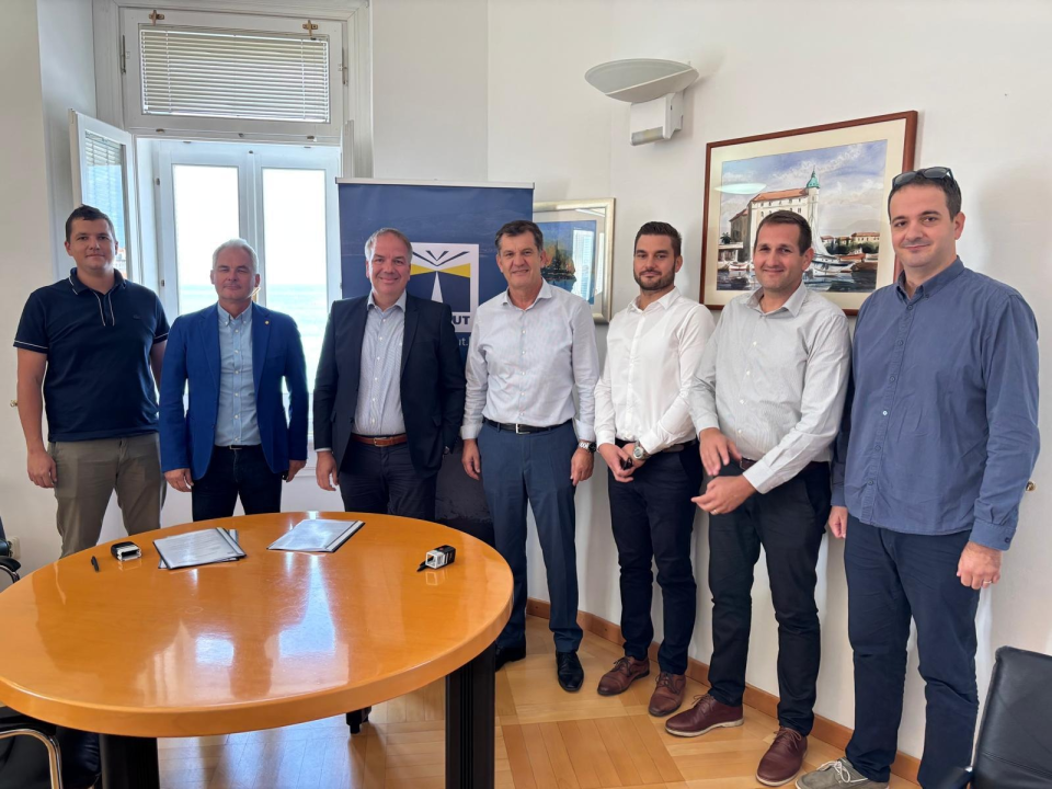 Šibensko Iskra brodogradilištu isporučilo Plovputu novu aluminijsku brzu brodicu