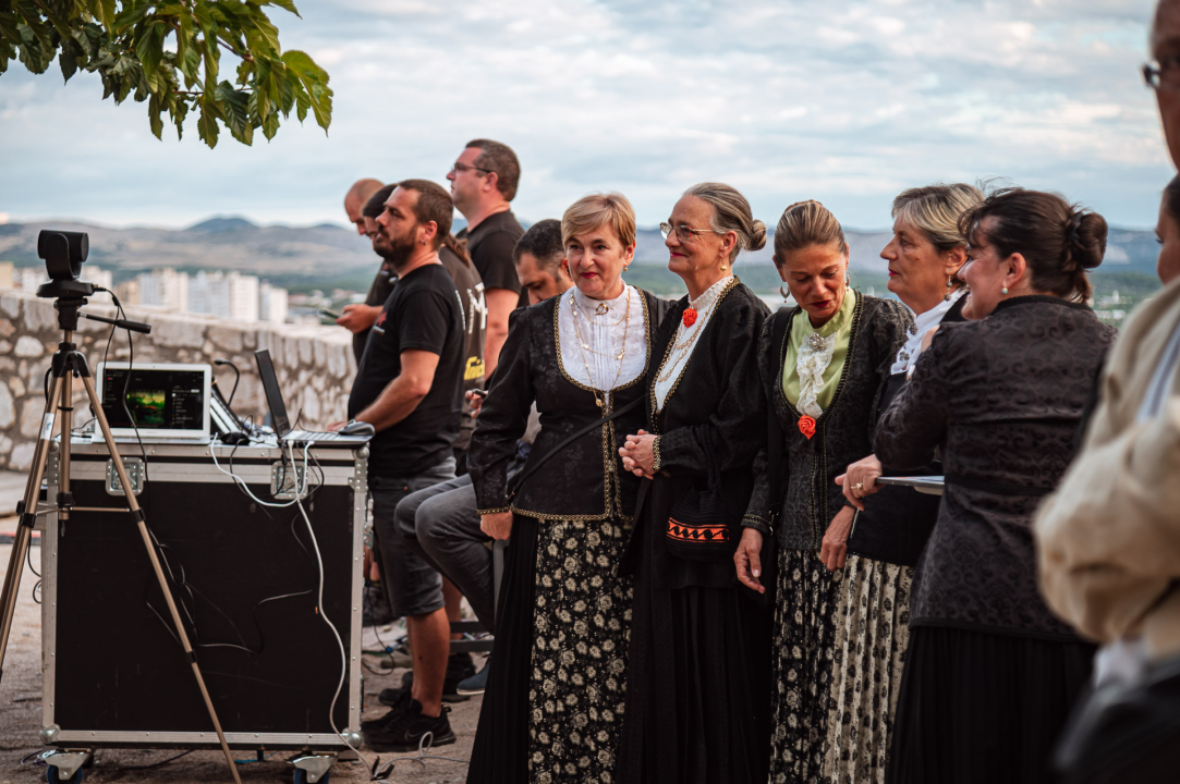 FOTO Franka Baranović Nagradu Grada Šibenika posvetila majci: 'Šibenik je utkan u moje gene i ovo je za mene posebna čast'