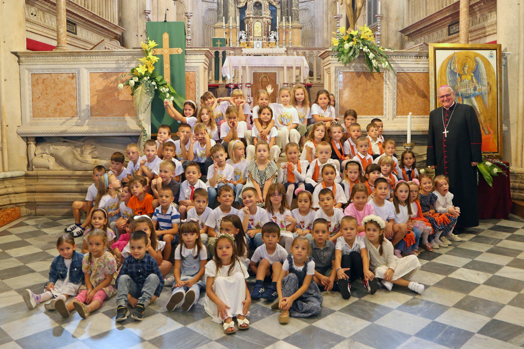 Mališani posjetili šibensku katedralu