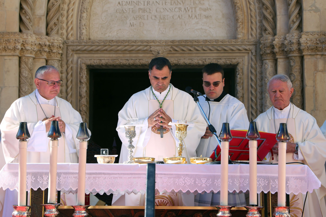 Misno slavlje kod Katedrale predvodio dubrovački biskup Roko Glasnović