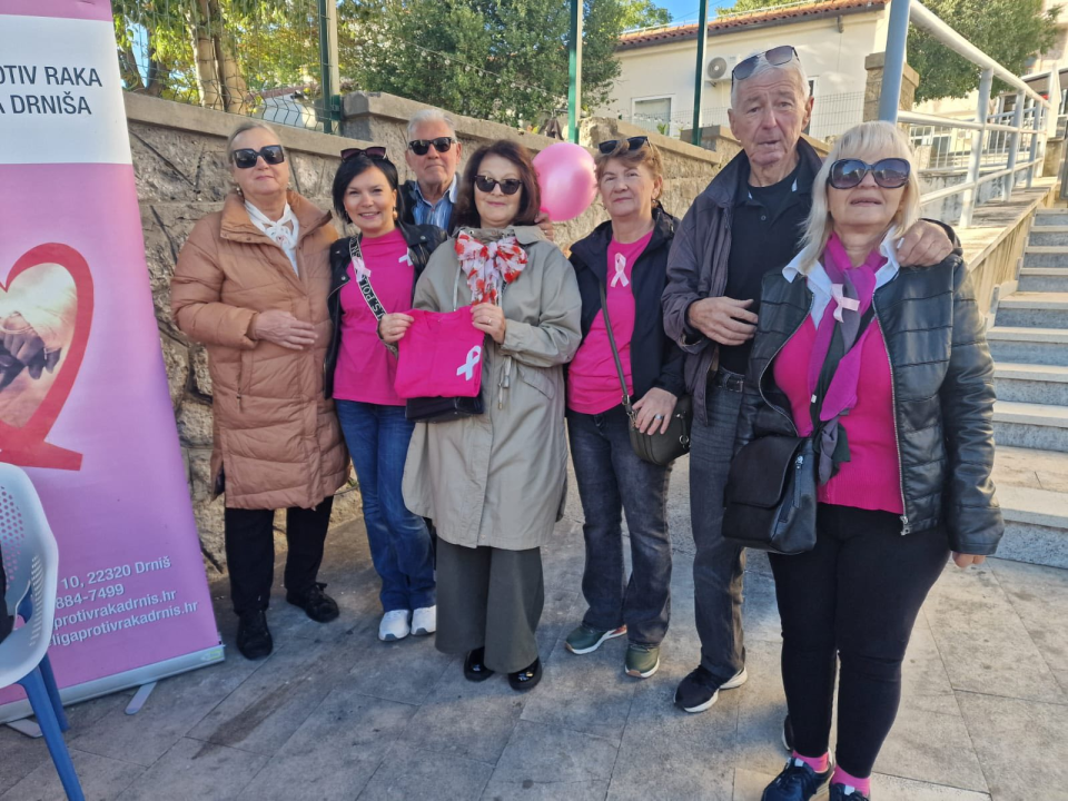 Obilježen Dan ružičaste vrpce u Drnišu