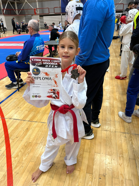 FOTO Karate klub Phoenix iz BiH donio 11 medalja u Murter, pred Prvenstvo Hrvatske