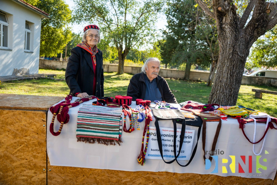 Čuvarice tradicije i stup zajednice: U Pakovom Selu obilježen Svjetski dan seoskih žena