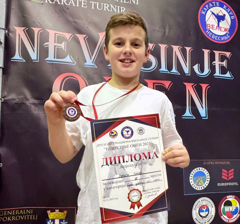 FOTO Karate klub Phoenix uspješan na turniru 'Nevesinje Open 2025.', za kraj godine