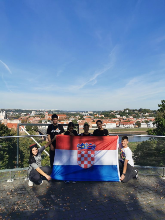 Kninski učenici sudjelovali na Erasmus+ projektu u Litvi