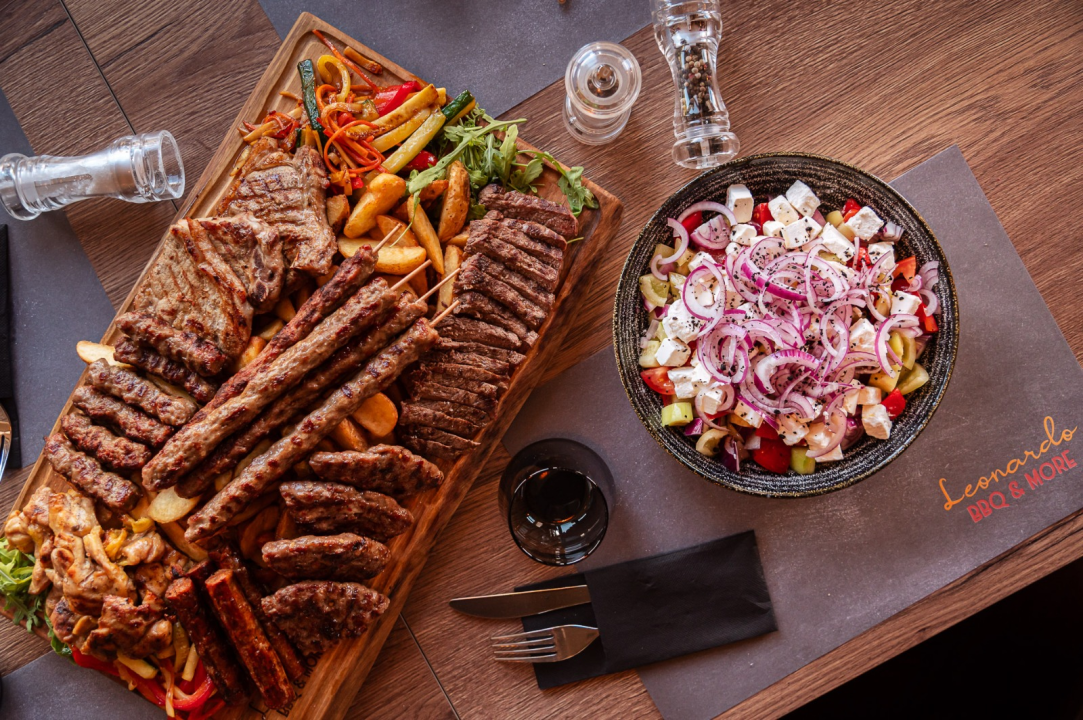 FOTO Omiljeni grill stiže na kućni prag: Leonardo BBQ & More uvodi dostavu!