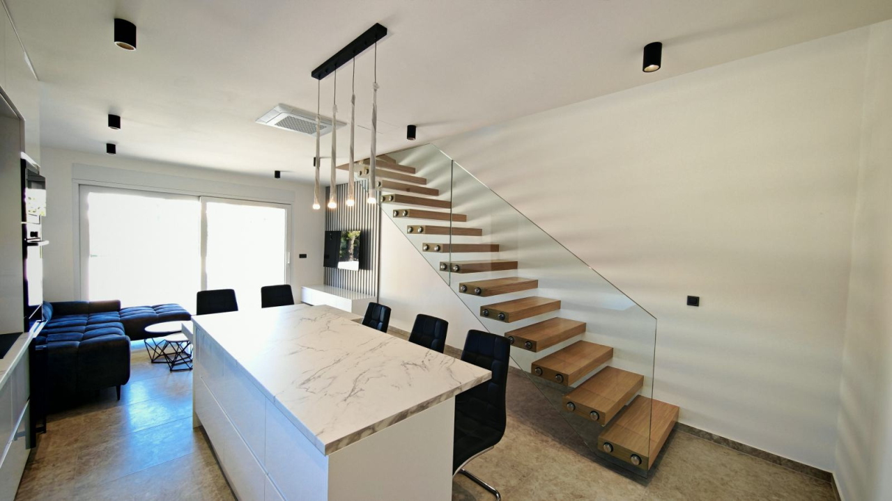 Luksuz uz more: Izdvojili smo ekskluzivne dvoetažne stanove u okolici Šibenika do 650 tisuća eura