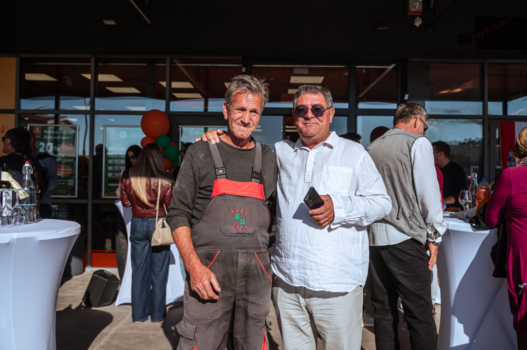 FOTO LUG Shopping Center otvorio svoja vrata: Dostupni i prostori za najam!