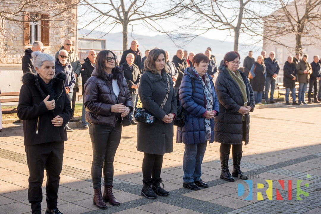 Obilježena 34. obljetnica ustrojavanja 142. brigade u Drnišu