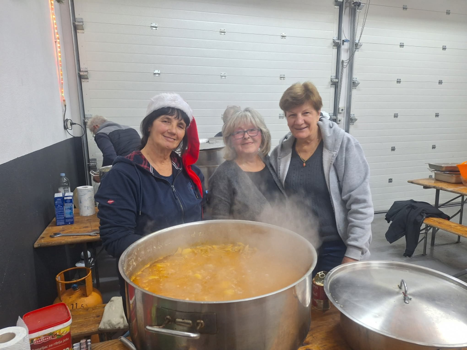 Zlarin slavio tradiciju uz bakalar, pjesmu i dobro raspoloženje