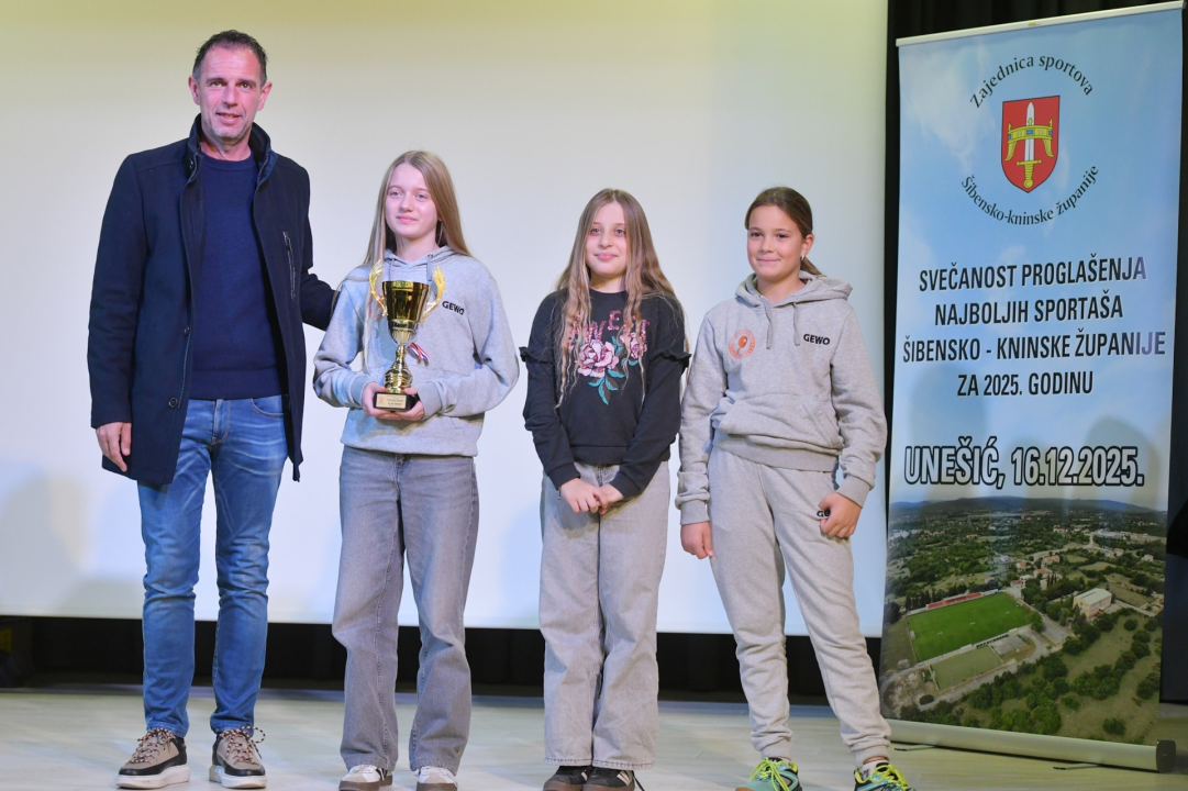 U Kulturnom domu u Unešiću u utorak je održana svečanost proglašenja najboljih mladih sportaša