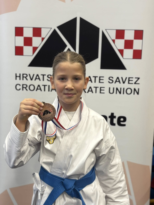 FOTO Karatašice Okita prvakinje Hrvatske u katama, Tonina Marić prva i pojedinačno, osvojena i bronca
