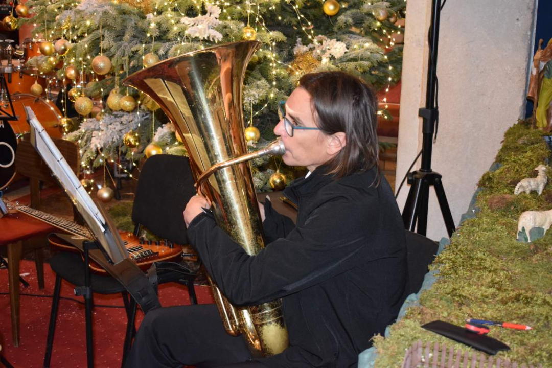 Koncert Puhačkog orkestra Primošten oduševio publiku