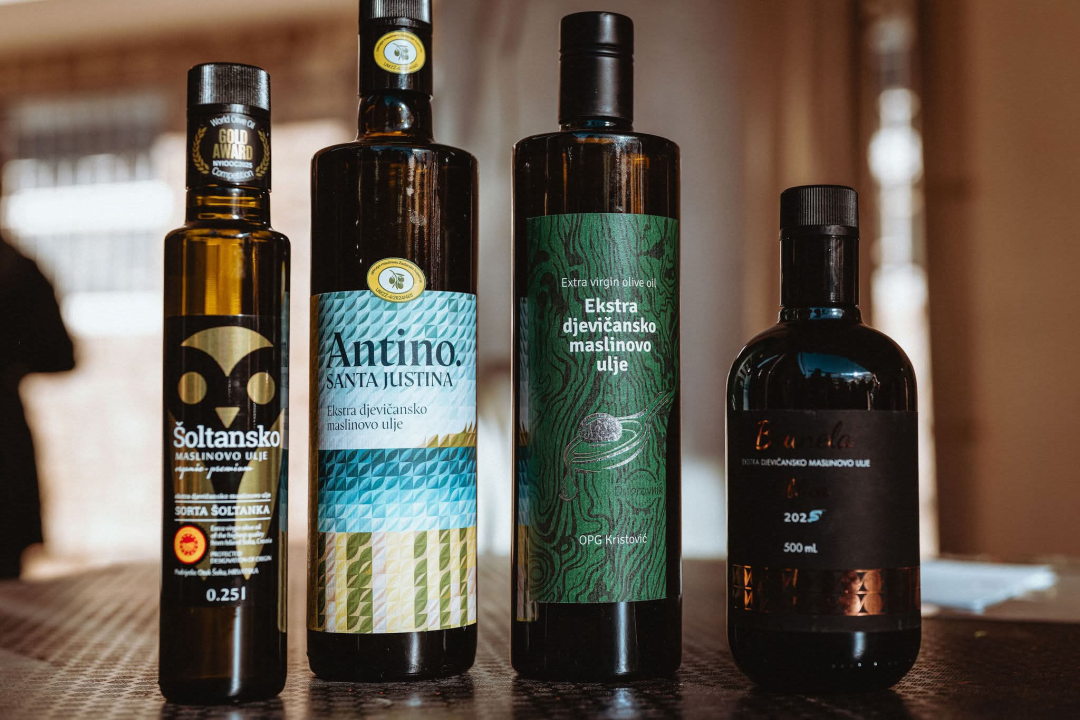 Vina, okusi i tradicija: Manifestacija Vino Dalmacije okupila dalmatinske vinare u Šibeniku