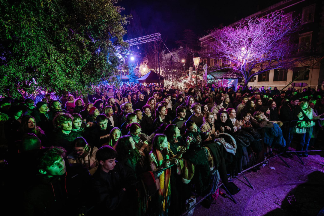 Sarajevske Letu Štuke 'zapalile' Adventuru: Šibenik u ritmu glazbe ulazi u spektakularni novogodišnji tjedan