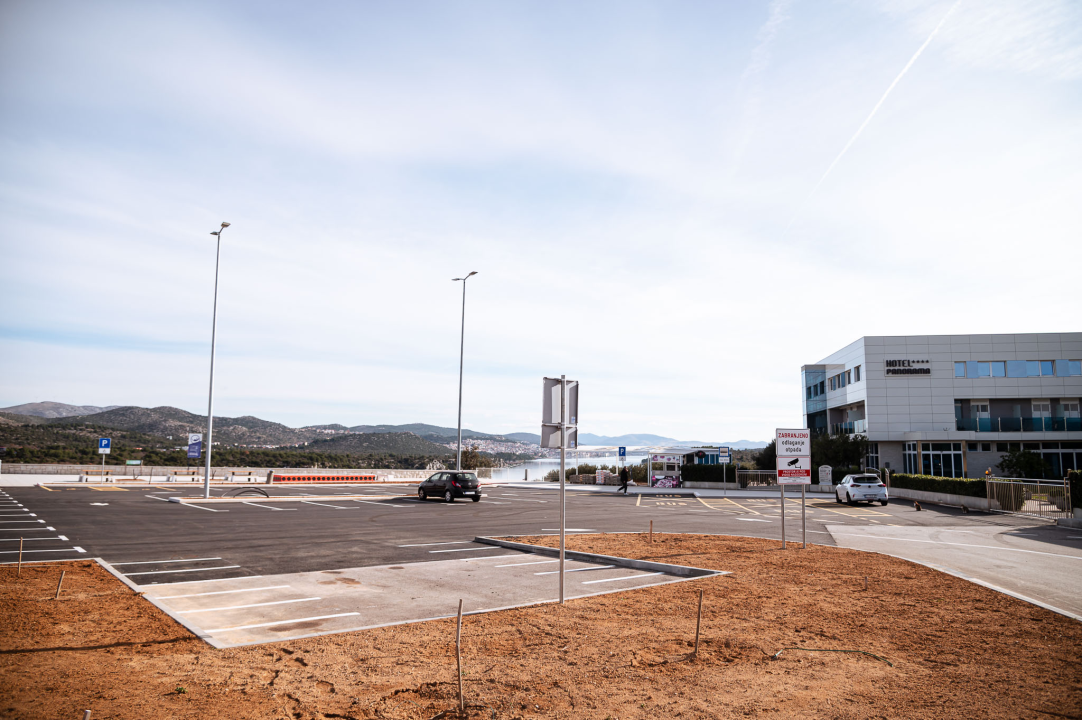 FOTO Odmorište na Šibenskom mostu ide u redizajn: 'Imali smo najbolju namjeru, a upali smo u navijački sukob'