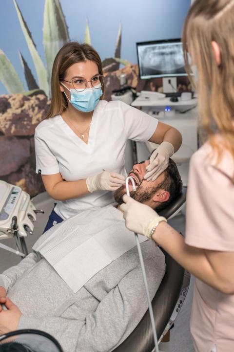 FOTO Novi osmijeh uz Dental centar Dubravica: Što trebate znati prije ugradnje implantata