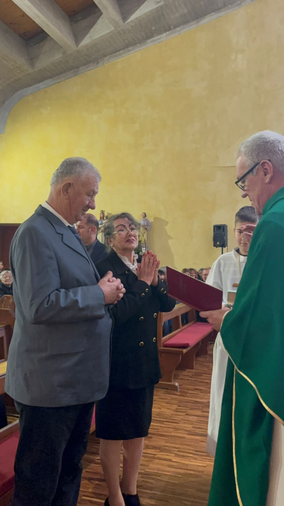 Divna i Branko Višić uz obnovu zavjeta proslavili 50 godina braka