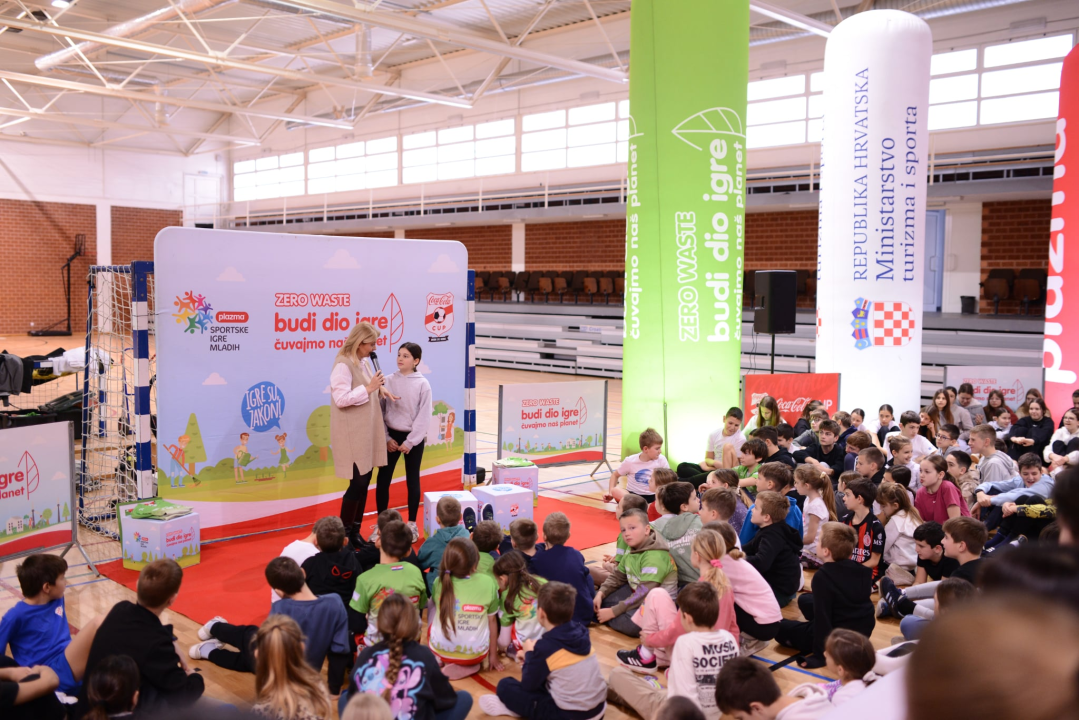 OŠ Murterski škoji ugostila edukativno-sportski program 'Zero waste'