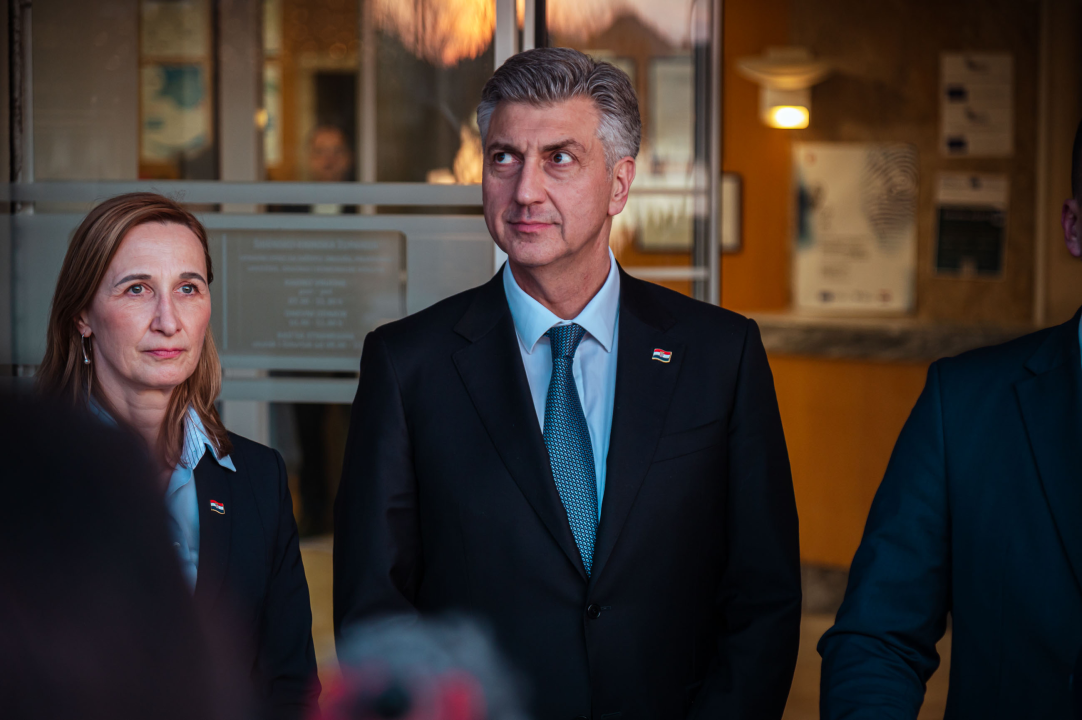 FOTO Potpisan ugovor za projekt 'Centar za borbu protiv klimatskih promjena' u Šibeniku