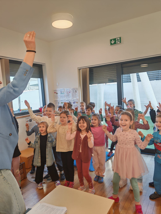 Radionice 'Dobri ribar Pijer' približile mališanima iz Vodica, Jezera i Tisnog ribarsku tradiciju