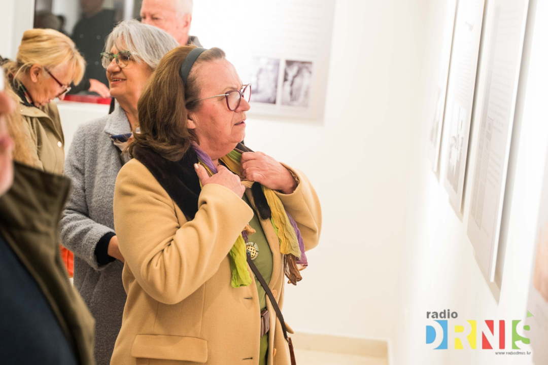 Arheološki nalazi iz drniškog kraja: Otvorena izložba Ive Ćevida 'Od Gradine do grada'