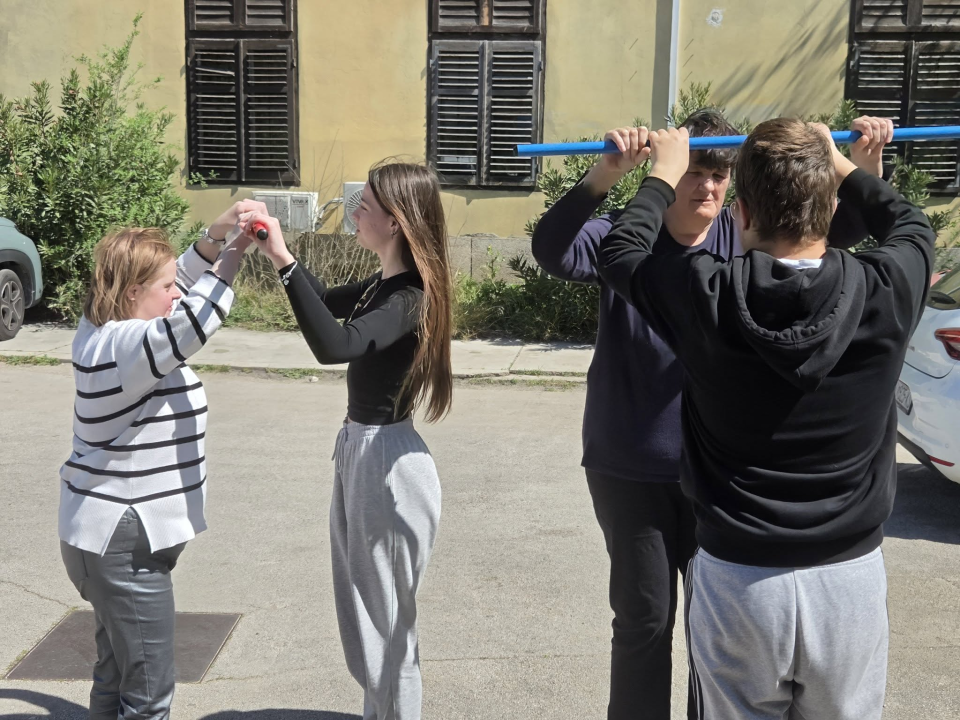 Učenici šibenske Medicinske škole nastavljaju s podrškom 'Kamenčićima'